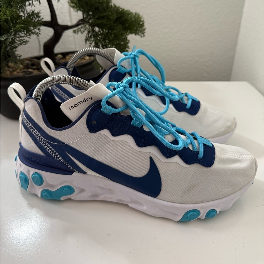 Nike React Element 55 White and Blue Athletic Shoes